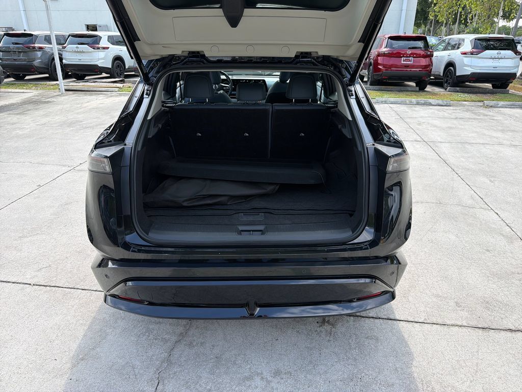 Used 2024 Nissan Ariya AWD image 35