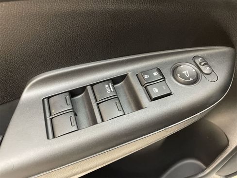 Used 2016 Honda Fit EX image 16