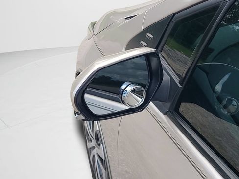 Used 2021 Toyota Prius Prime FWD image 24