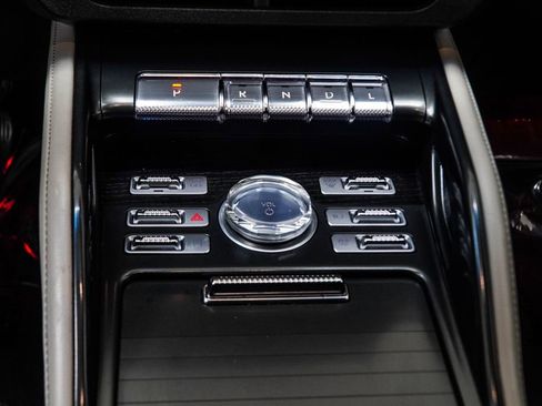 Used 2024 Lincoln Nautilus Reserve AWD/4WD image 22