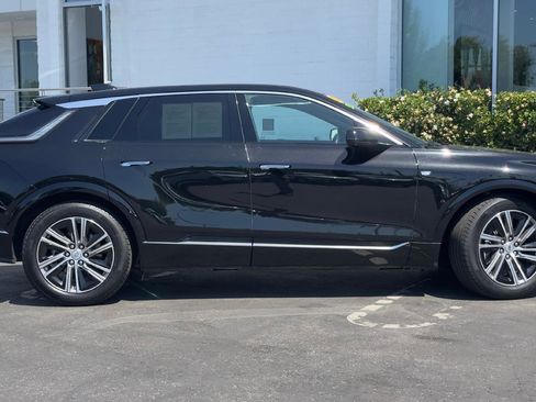 Used 2024 Cadillac Lyriq Luxury RWD image 3