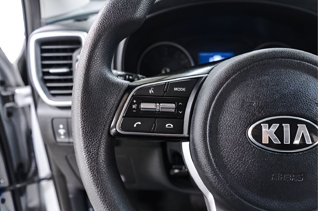 Used 2021 Kia Sportage LX w/ LX AWD Popular Package image 12