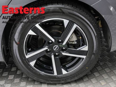 Used 2024 Nissan Sentra SV image 8