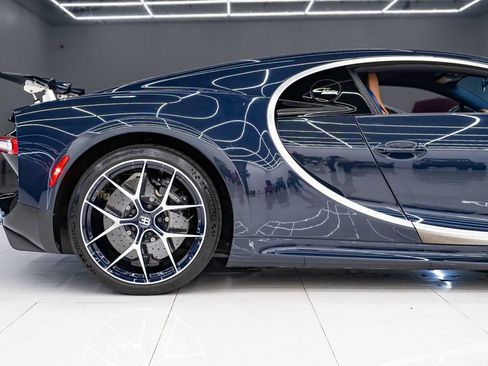 Used 2020 Bugatti Chiron AWD/4WD image 8