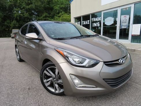 Used 2015 Hyundai Elantra Limited FWD image 1