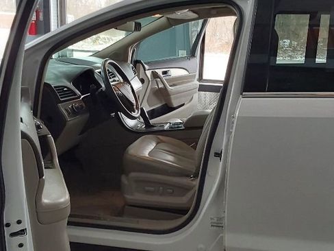 Used 2014 Lincoln MKX FWD image 15