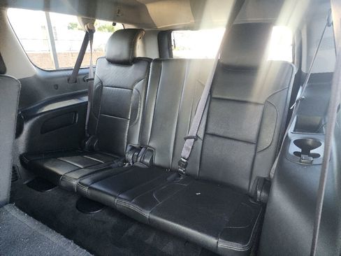 Used 2015 GMC Yukon XL Denali w/ Touring Package image 11