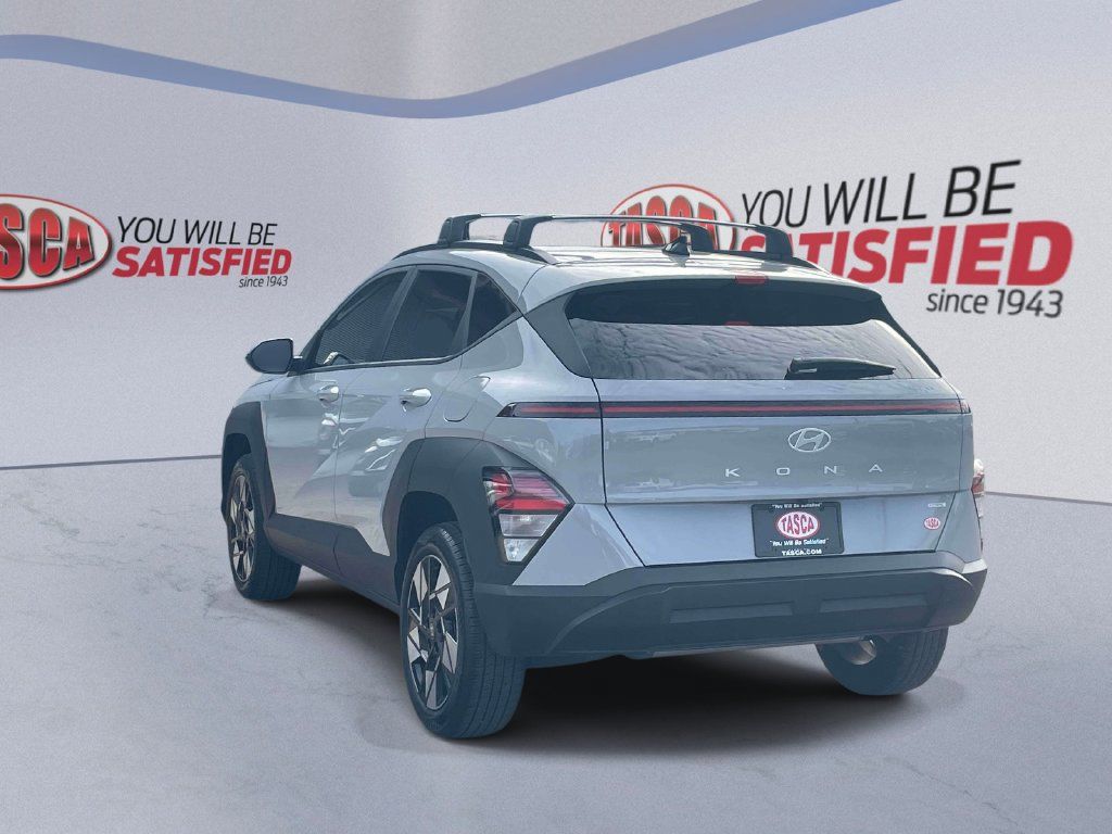 Certified 2024 Hyundai Kona SEL w/ Convenience Package AWD/4WD image 8