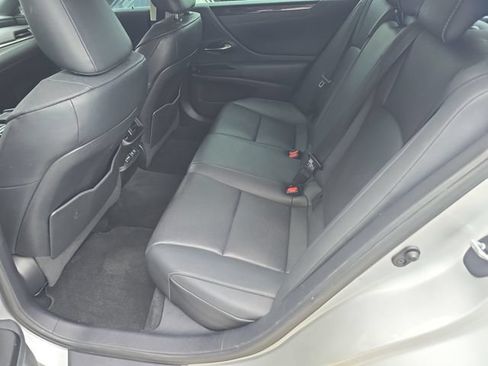 Used 2021 Lexus ES 350 w/ Accessory Package 2 FWD image 16