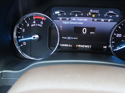 Used 2017 Ford F250 King Ranch w/ King Ranch Ultimate Package image 21