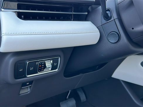 New 2026 Lincoln Nautilus Black Label image 12