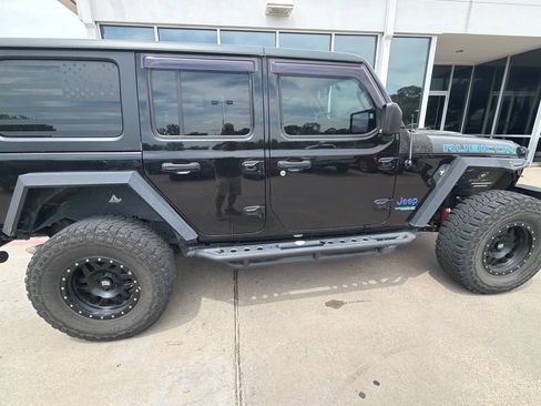 Used 2019 Jeep Wrangler Unlimited Rubicon AWD/4WD image 5