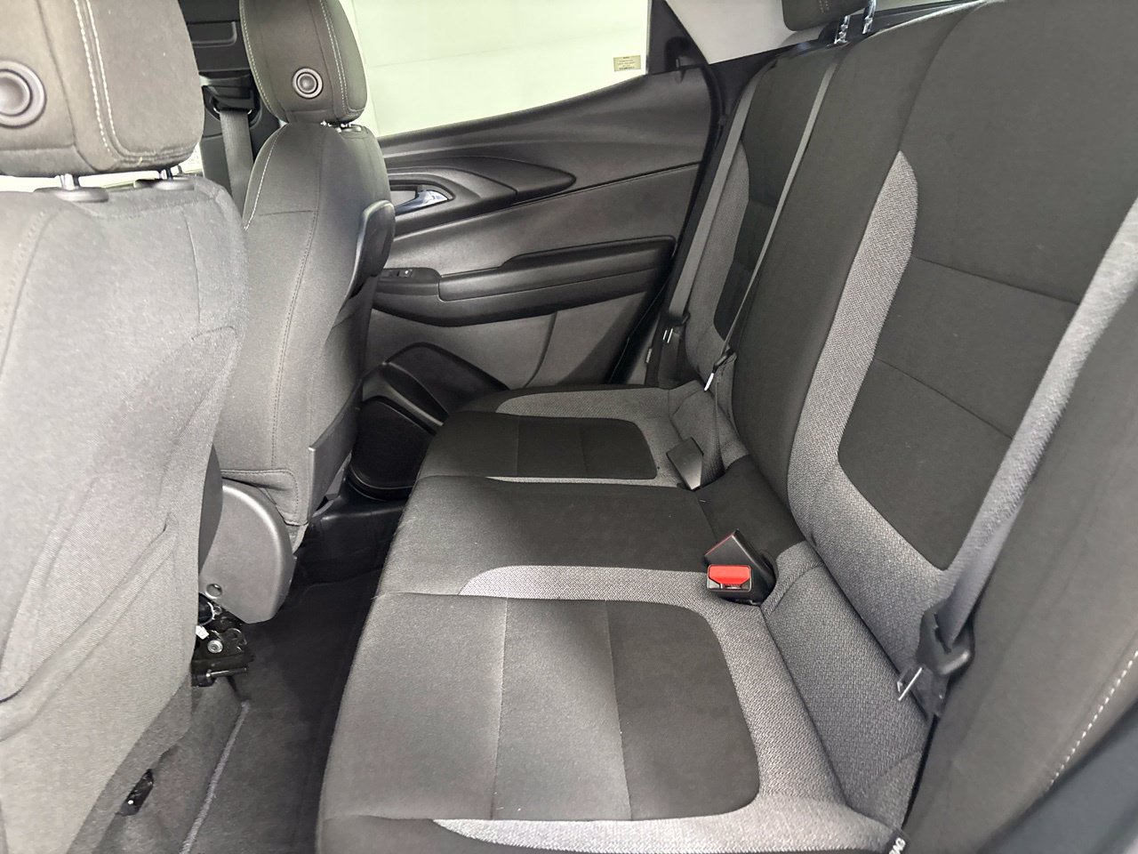 Used 2025 Chevrolet TrailBlazer LT FWD image 22