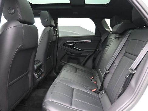 Used 2023 Land Rover Range Rover Evoque R-Dynamic SE image 20