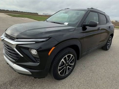 Certified 2025 Chevrolet TrailBlazer LT image 4