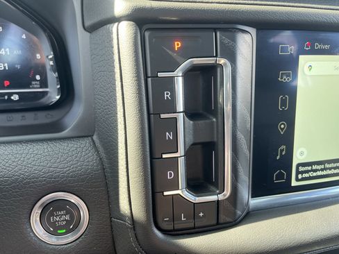 Used 2024 GMC Yukon Denali AWD/4WD image 14