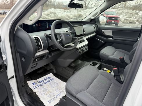 New 2026 Ford Expedition Max XL image 7