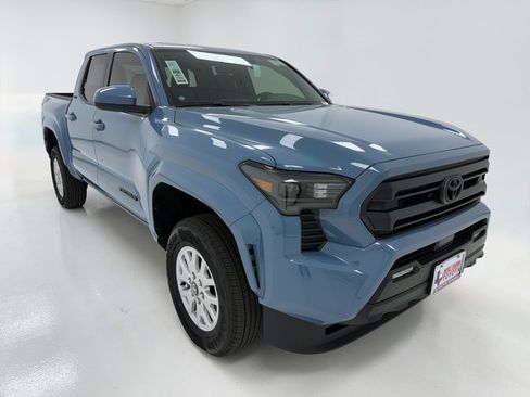 New 2026 Toyota Tacoma SR5 image 2