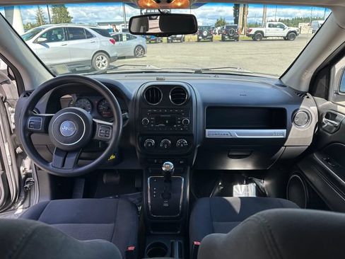 Used 2016 Jeep Compass Sport w/ Power Value Group AWD/4WD image 18