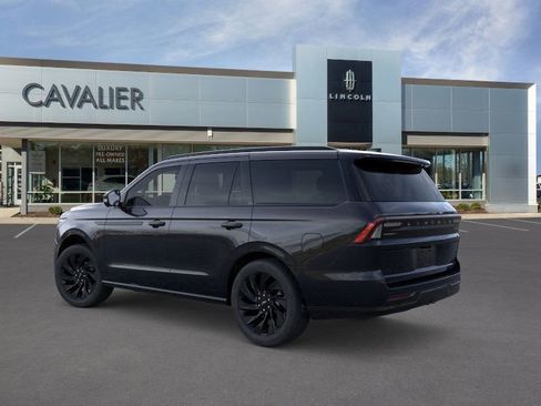 New 2025 Lincoln Navigator Reserve w/ Jet Appearance Package image 4