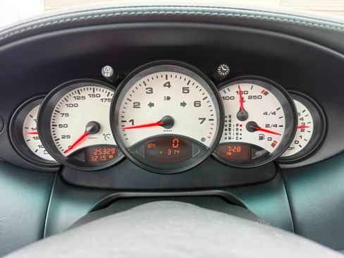 Used 2000 Porsche 911 Carrera image 48
