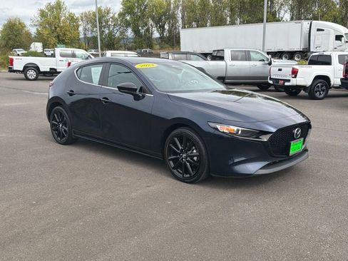 Used 2024 MAZDA MAZDA3 s FWD image 4