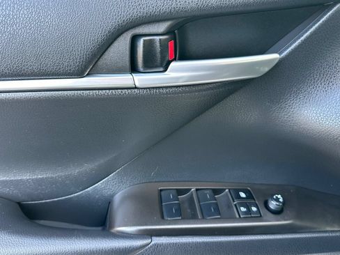 Certified 2024 Toyota Camry SE FWD image 11