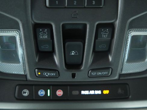 Used 2024 GMC Sierra 1500 AT4X image 50