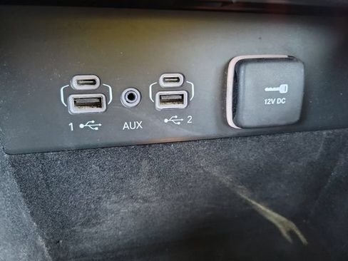 Used 2022 Jeep Grand Cherokee Summit AWD/4WD image 29