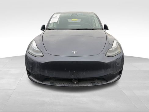 Used 2023 Tesla Model Y Long Range image 3