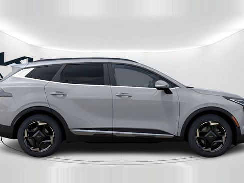 New 2026 Kia Sportage EX w/ EX Panorama Roof Package FWD image 8