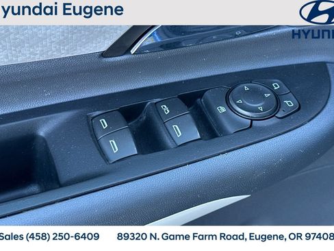 Used 2017 Chevrolet Bolt Premier w/ Driver Confidence II Package image 19