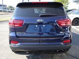 Used 2020 Kia Sorento LX image 4
