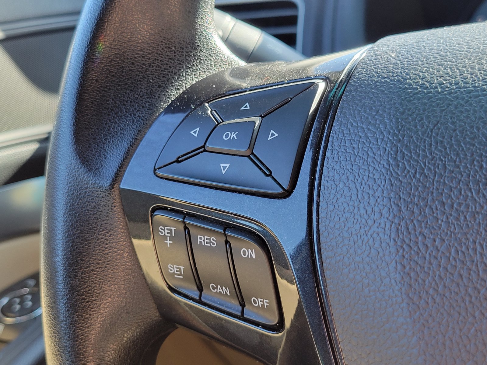 Used 2017 Ford Explorer 4WD image 16