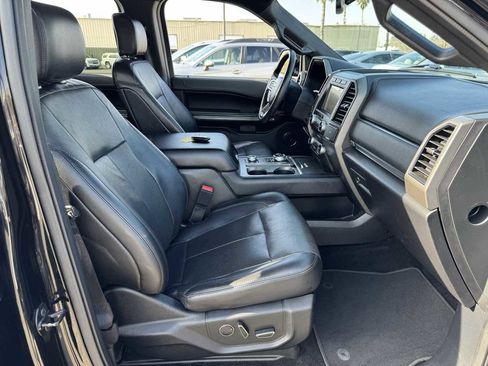 Used 2018 Ford Expedition Max XLT w/ Equipment Group 202A image 13