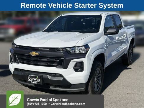 Used 2023 Chevrolet Colorado LT w/ LT Convenience Package II AWD/4WD image 5