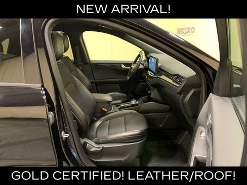 Used 2024 Ford Escape ST-Line w/ Tech Pack #1 AWD/4WD image 12