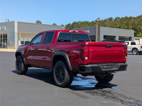 New 2026 Chevrolet Colorado Trail Boss AWD/4WD image 3
