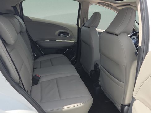 Used 2022 Honda HR-V EX-L image 16