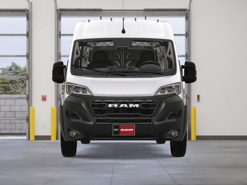 New 2024 RAM ProMaster 2500 w/ Convenience Group image 9