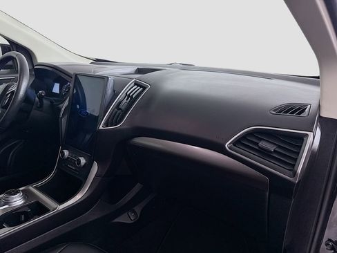 Used 2024 Ford Edge SEL w/ Convenience Package image 18