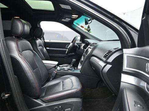 Used 2016 Ford Explorer Sport w/ Equipment Group 401A image 29