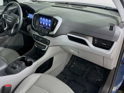 Used 2024 GMC Terrain SLT w/ Tech Package image 26