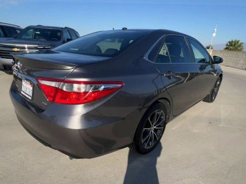 Used 2017 Toyota Camry XSE image 8