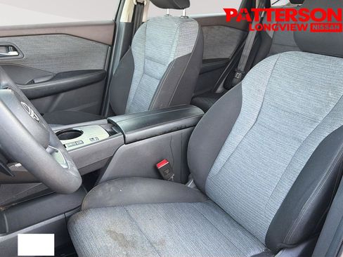 Used 2023 Nissan Rogue SV FWD image 15