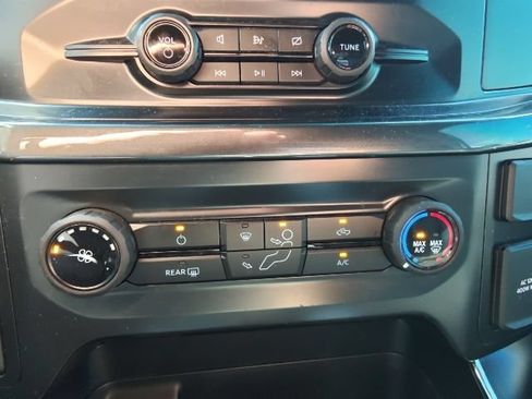 Used 2022 Ford F150 XL w/ STX Appearance Package RWD image 10