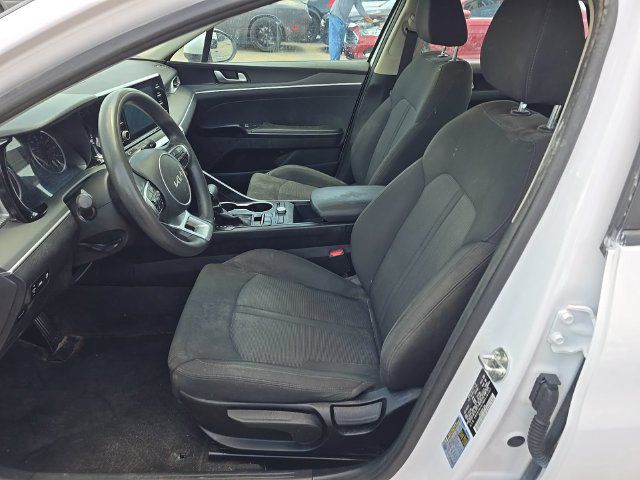 Used 2022 Kia K5 LX FWD image 11