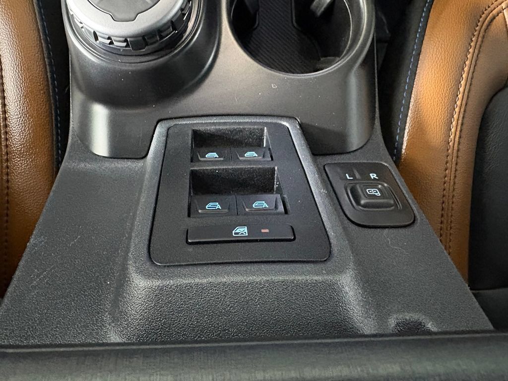 Certified 2024 Ford Bronco Outer Banks AWD/4WD image 21