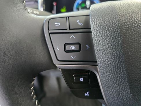 Used 2026 Toyota Camry Hybrid image 24