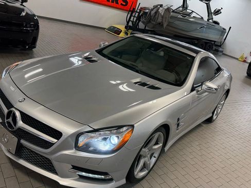 Used 2016 Mercedes-Benz SL 400 w/ Premium I Package image 15